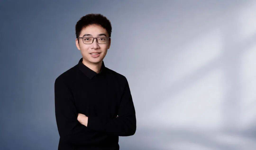 对话黄青虬：成立半年估值 70 亿，阿里腾讯联投，交出了能「长程执行」的第一个自研模型