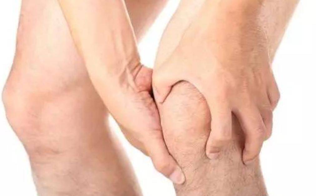 原创            男子夜跑15年，骨头磨得不能走路！医生：他的错，你可能也在犯！