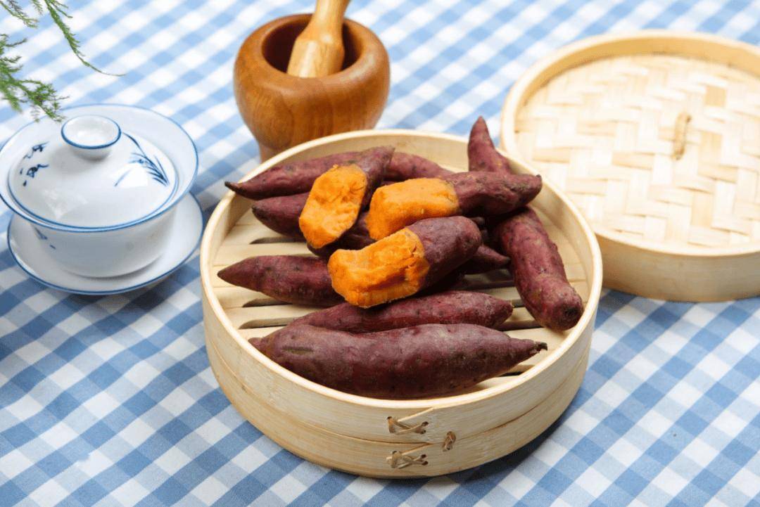 秋冬常吃的红薯和紫薯，到底该怎么选