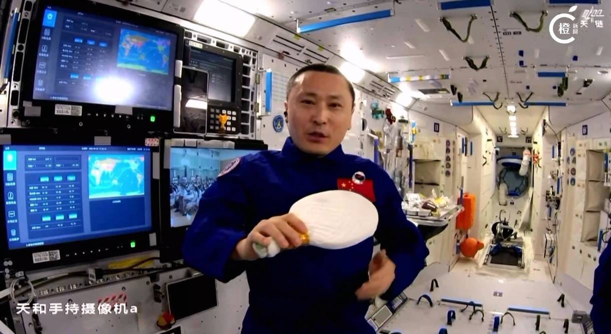 “天宫课堂”再开课，“水球乒乓”再现空间站