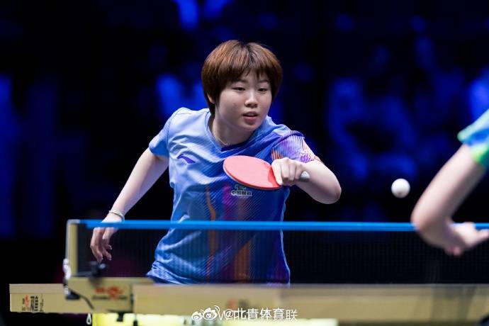 43岁德国老将韩莹3-2逆转战胜国乒主力蒯曼，赛后坦言：目标是能赢一局是一局