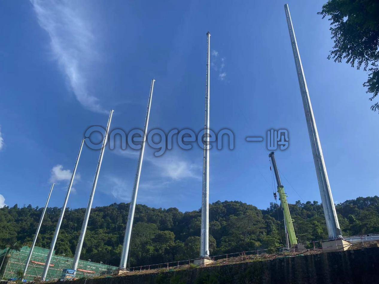 一岭高尔夫练习场立柱施工：稳固结构，安全护航每一次挥杆