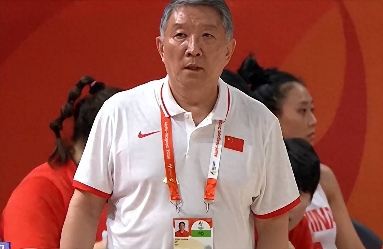 女篮也失利！中国女篮 5 分憾负，韩国队欢欣庆祝：决赛，三分 0