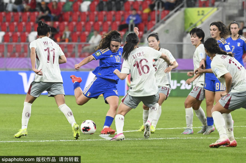 从欧冠赛场急驰亚运会 邵子钦助攻队友破门