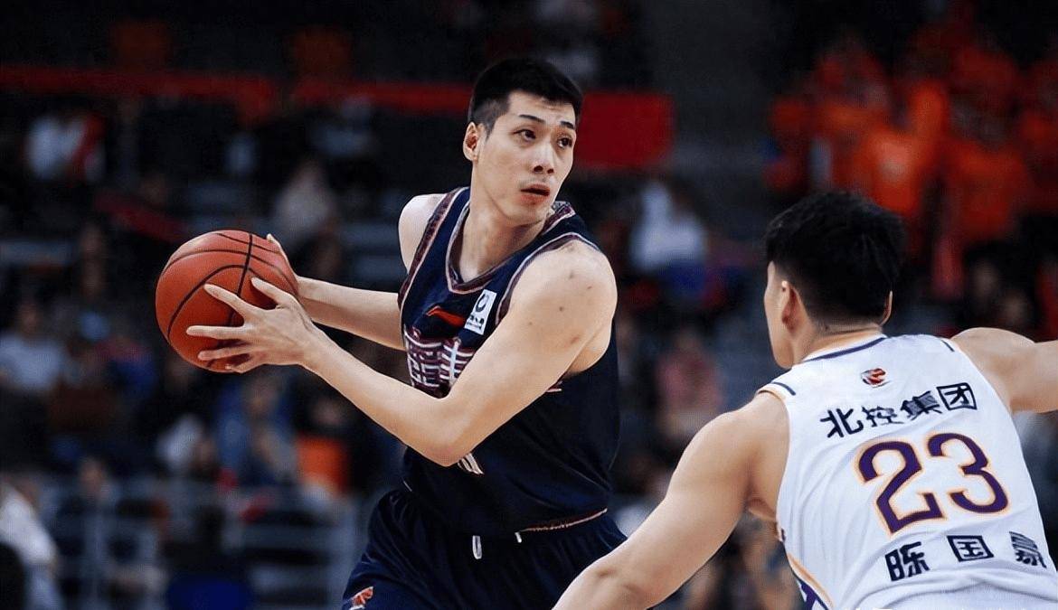 广东再引老将！周鹏之后16年功勋回归，后杜锋时代阵容迎来补强
