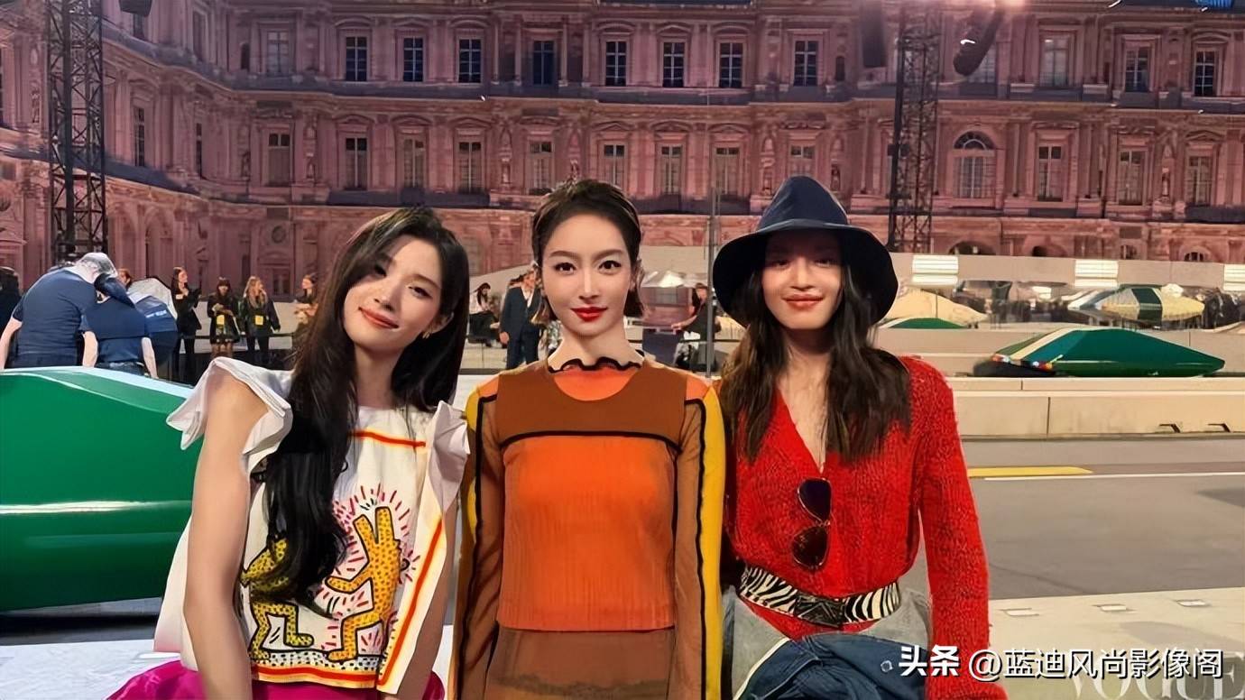 宋茜六登LV秀场:新人大秀靠运气,她靠什么?(图2) 宋茜六登LV秀场:新人大秀靠运气,她靠什么?(图2)