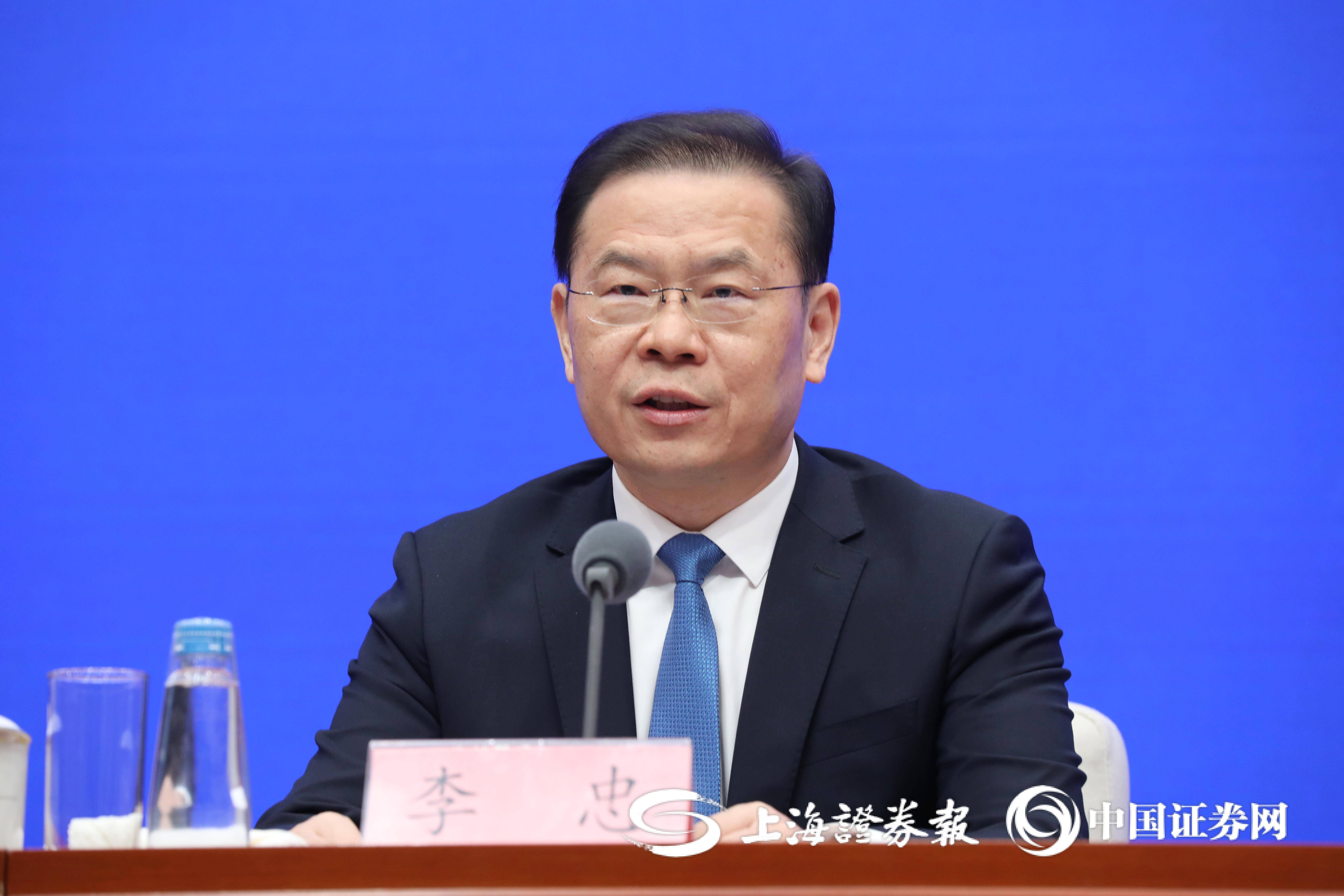 China's Ministry of Human Resources and Social Security to Implement Employment Action Plan in Response to AI Development