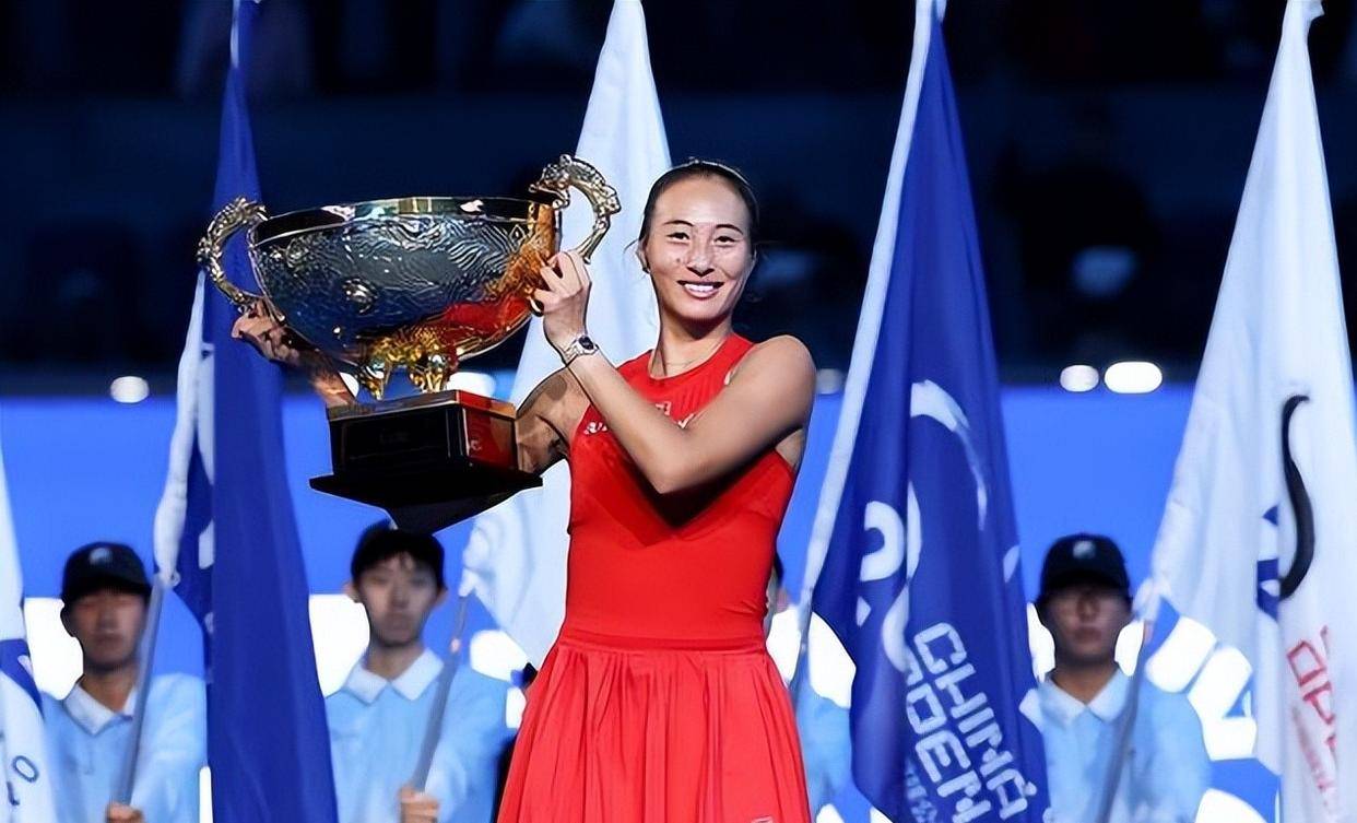 中网大结局，4人提前锁定年终！郑钦文上升至第20位，年终晋级还有希望吗