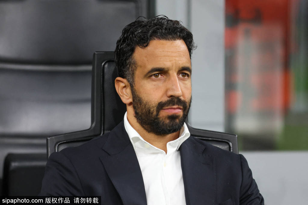 欧冠大战前瞻：比利亚雷亚尔VS那不勒斯，孔蒂的人员危机与战术博弈