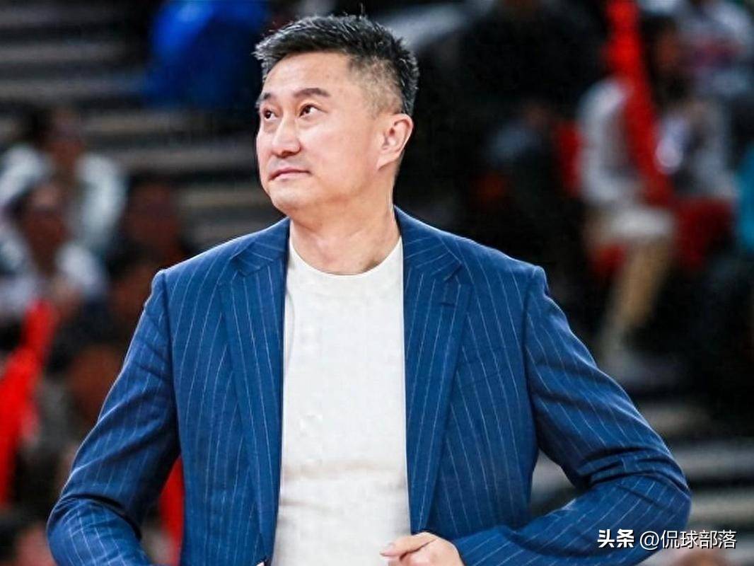 广东喜讯连连！杜锋回归宏远，胡明轩当选队长，三外援首秀官宣