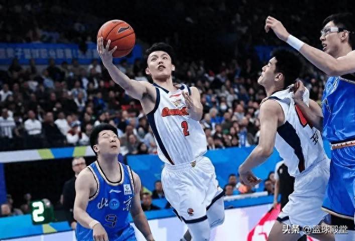 广东本土球员偏科太严重了！队内没人攻守兼备，注定影响上限！