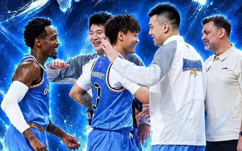 CBA重磅消息！北京初具冠军相，郭艾伦有望回归赛场，徐杰比赛中闹情绪